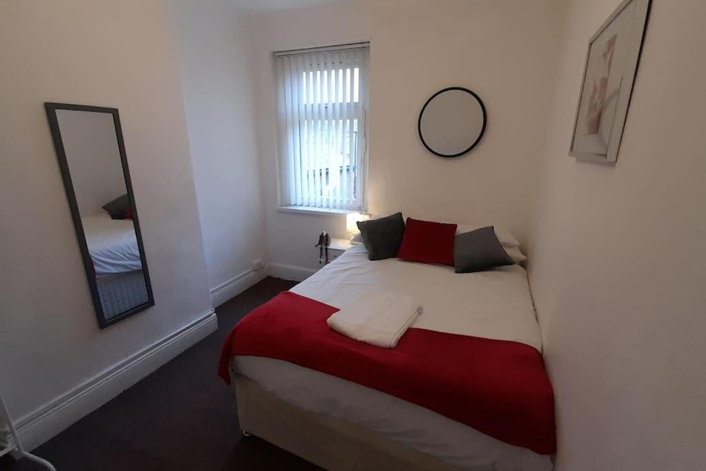 Spacious 4 Bedroom, Free Netflix, Central Location Cardiff Eksteriør bilde