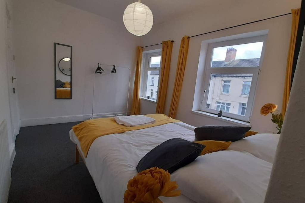 Spacious 4 Bedroom, Free Netflix, Central Location Cardiff Eksteriør bilde