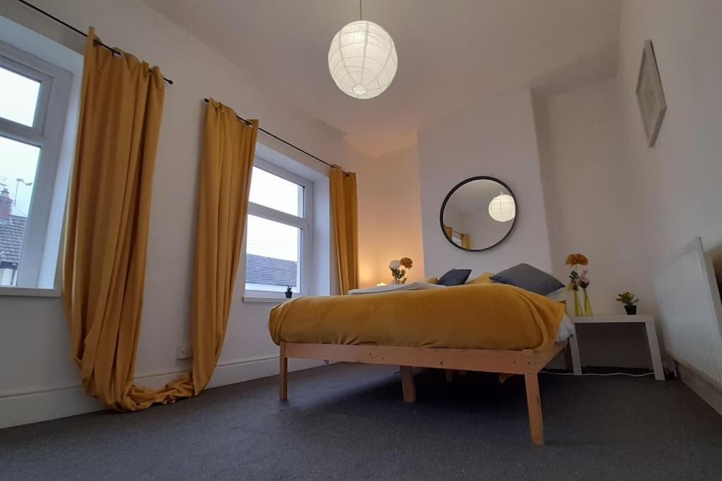 Spacious 4 Bedroom, Free Netflix, Central Location Cardiff Eksteriør bilde