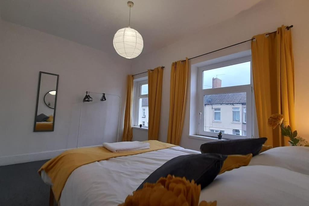 Spacious 4 Bedroom, Free Netflix, Central Location Cardiff Eksteriør bilde