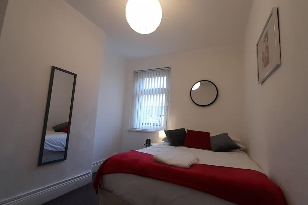 Spacious 4 Bedroom, Free Netflix, Central Location Cardiff Eksteriør bilde