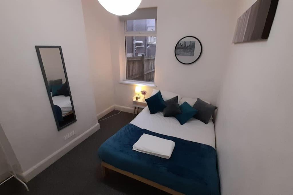 Spacious 4 Bedroom, Free Netflix, Central Location Cardiff Eksteriør bilde