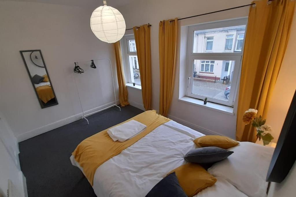 Spacious 4 Bedroom, Free Netflix, Central Location Cardiff Eksteriør bilde