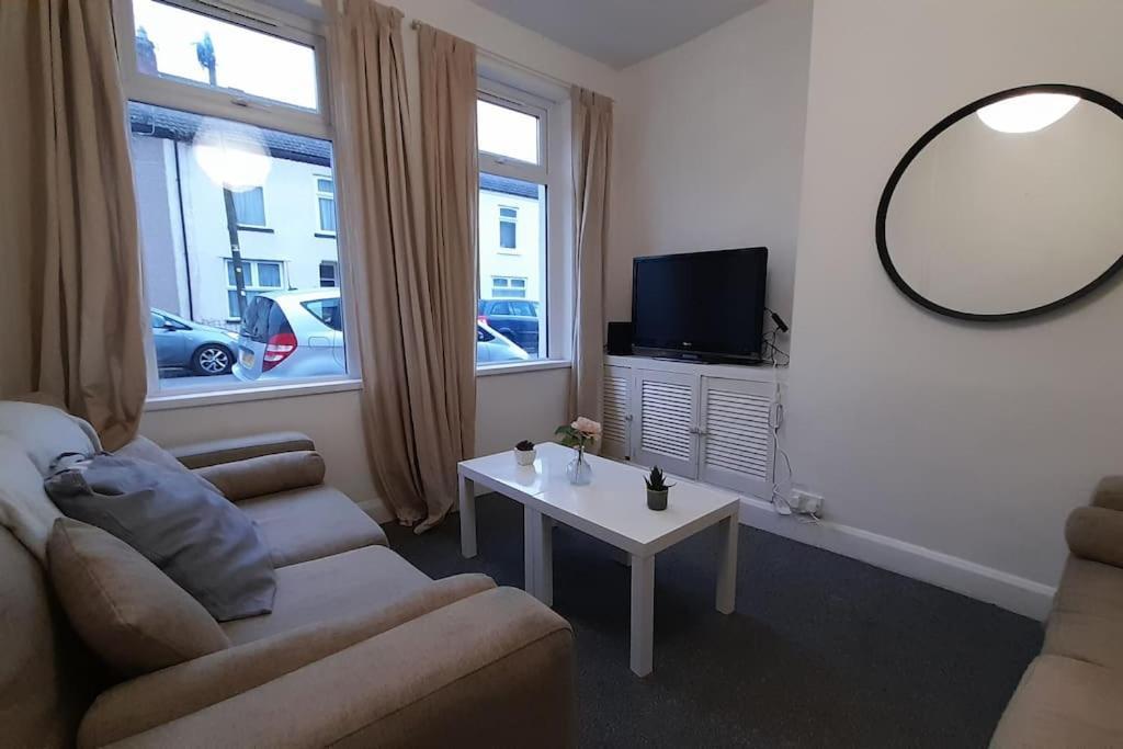 Spacious 4 Bedroom, Free Netflix, Central Location Cardiff Eksteriør bilde