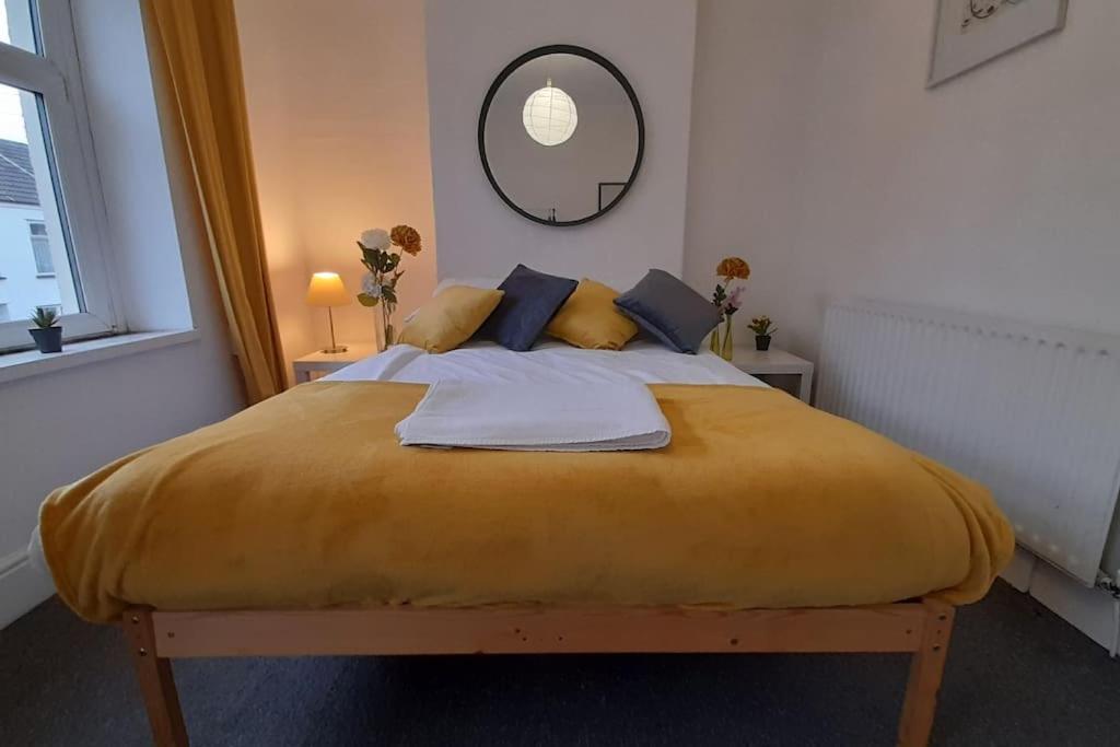 Spacious 4 Bedroom, Free Netflix, Central Location Cardiff Eksteriør bilde